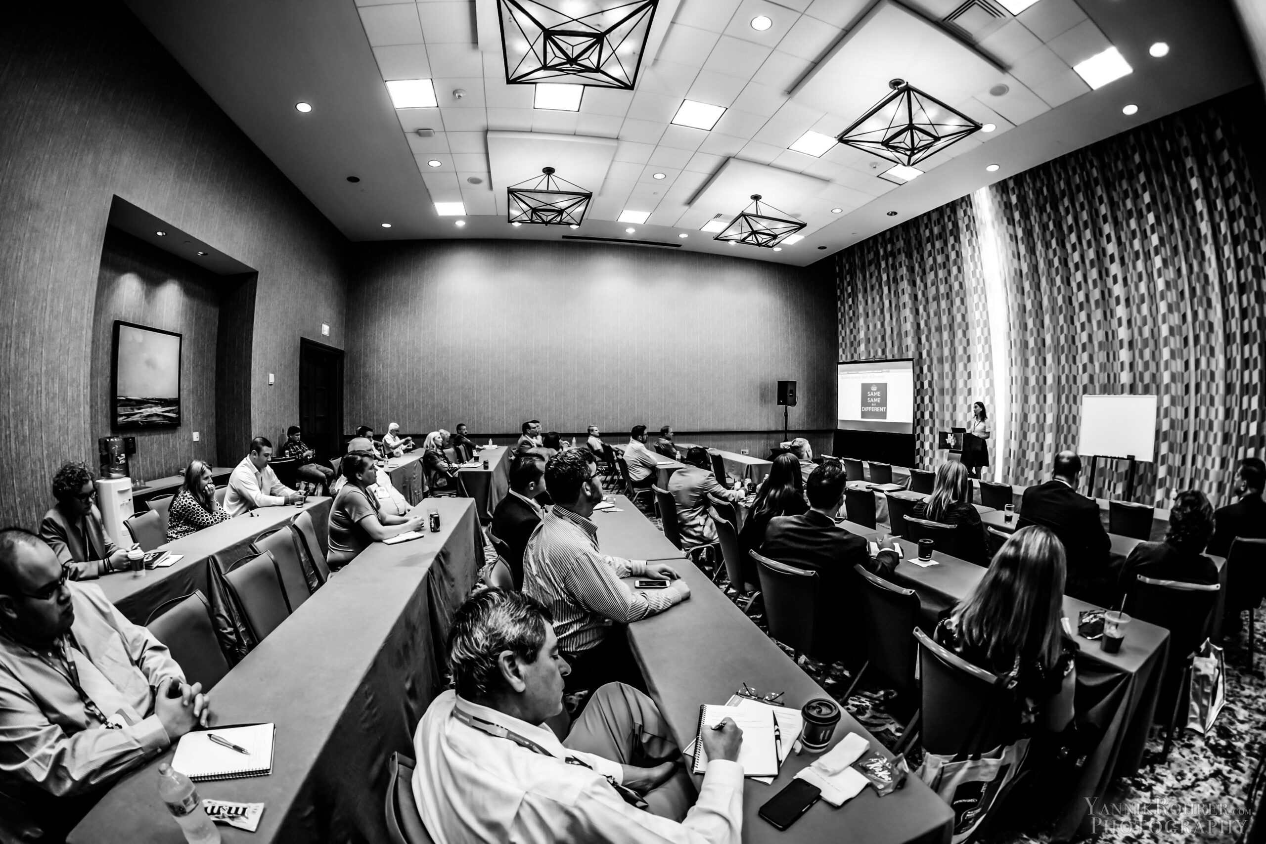 Intercultural communication training for international business professionals
